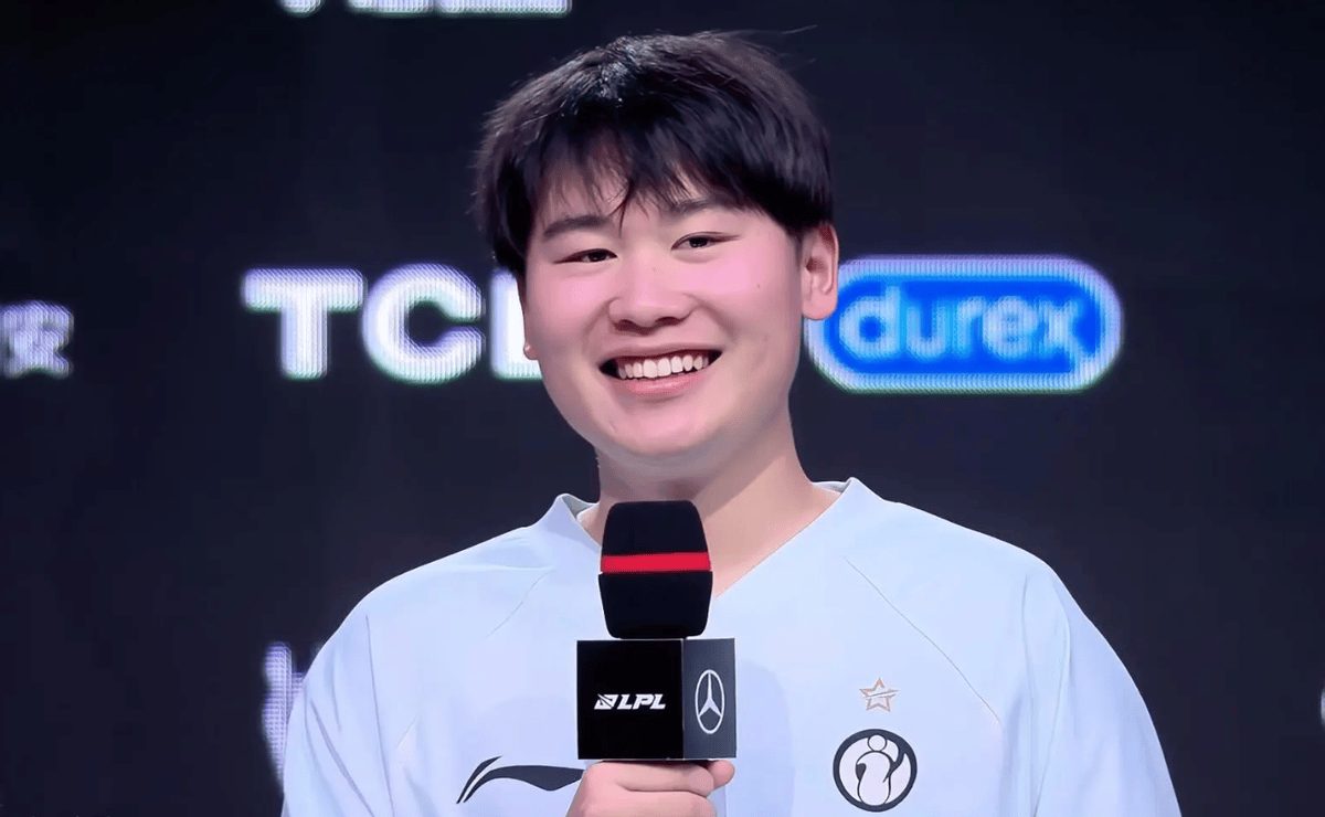 资讯：贏(yíng)完BLG後(hòu)Wei崩溃痛哭，被(bèi)希然安慰(wèi)好久才能采访